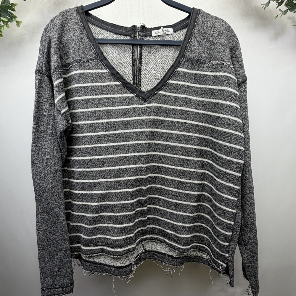 Aeropostale Sweater Striped Gray & White Size XL Women's Zip Up Back